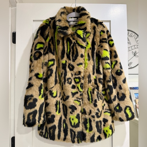 Apparis Jackets & Blazers - Apparis leopard print faux fur coat